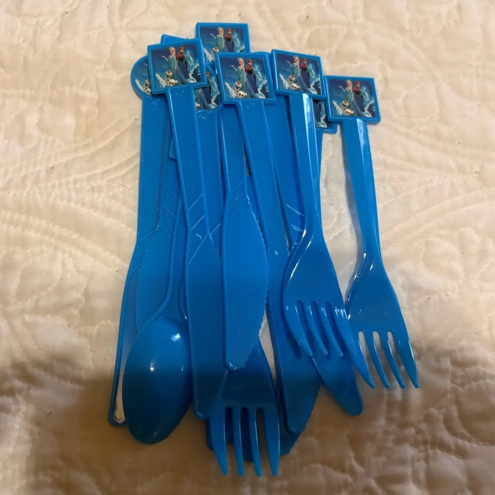 Frozen Themed Party Decorations and Supplies